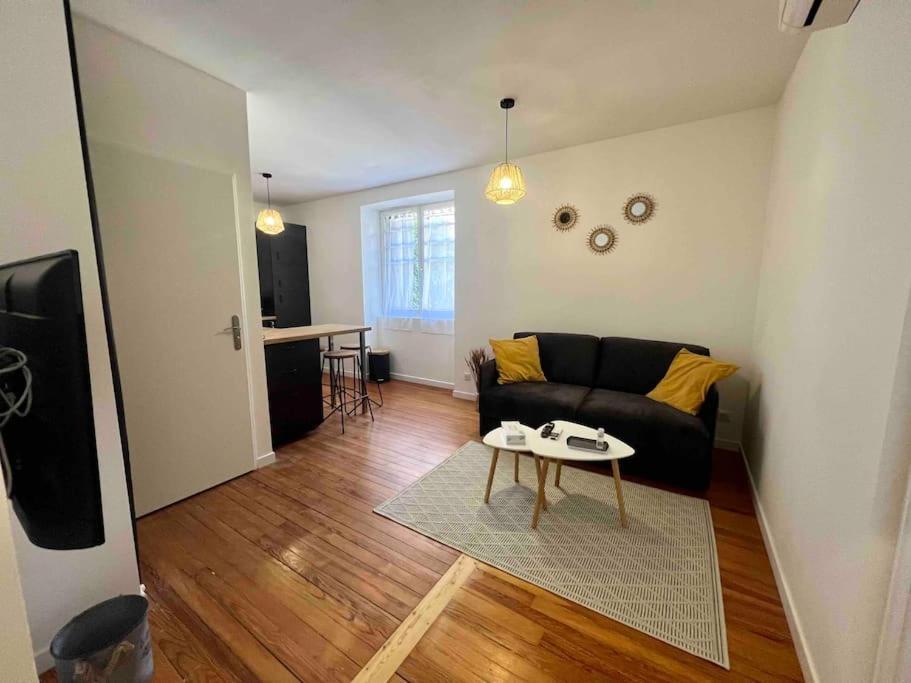 Appartement Climatise 4 Personnes / Centre-Ville Besançon Esterno foto